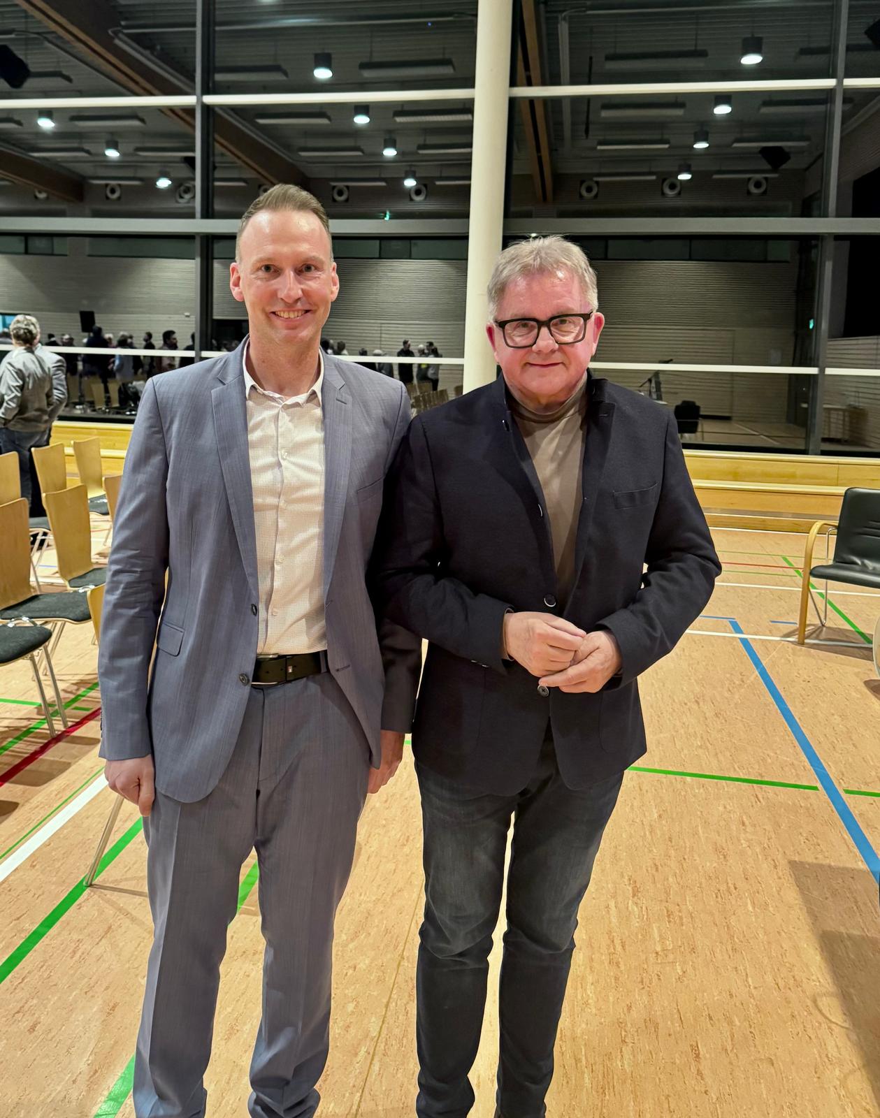 B�rgermeister der Gemeinde Irndorf Thomas Blazko und Guido Wolf MdL (v. li.)